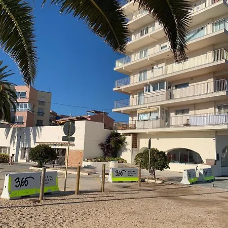 Apartmán En Primera Linea De Mar, 8 Personas